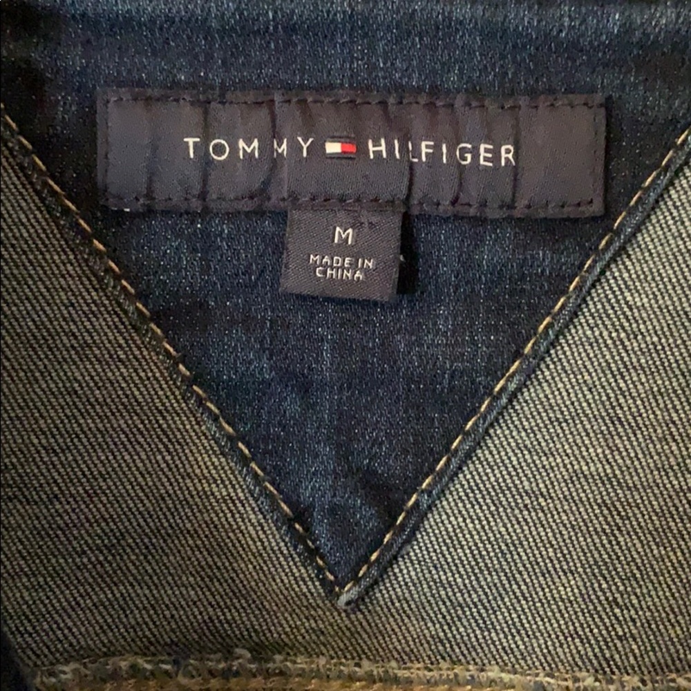 Tommy Hilfiger Blue JeanJacket Size M NWOT - Picture 2 of 5